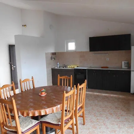 شقة Apartmani Balic روغوزنيكا